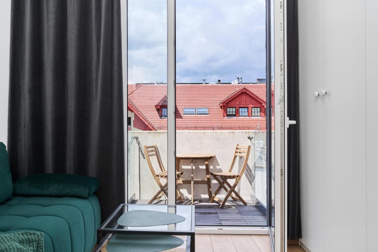 Apartment By The Oder River Wroclaw By Noclegi Renters Exterior photo