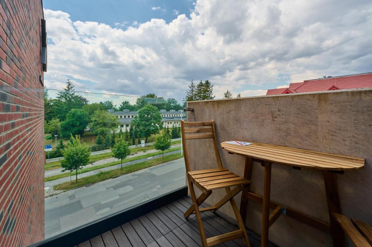 Apartment By The Oder River Wroclaw By Noclegi Renters Exterior photo